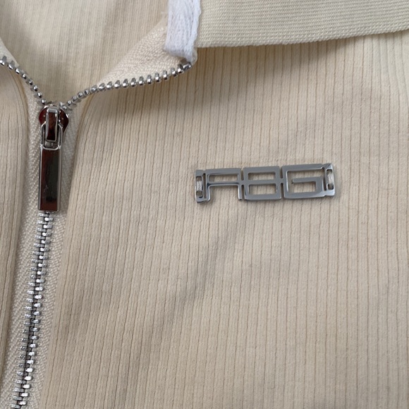 Anti Being General (ABG) Yellow Set - Picture 8 of 10